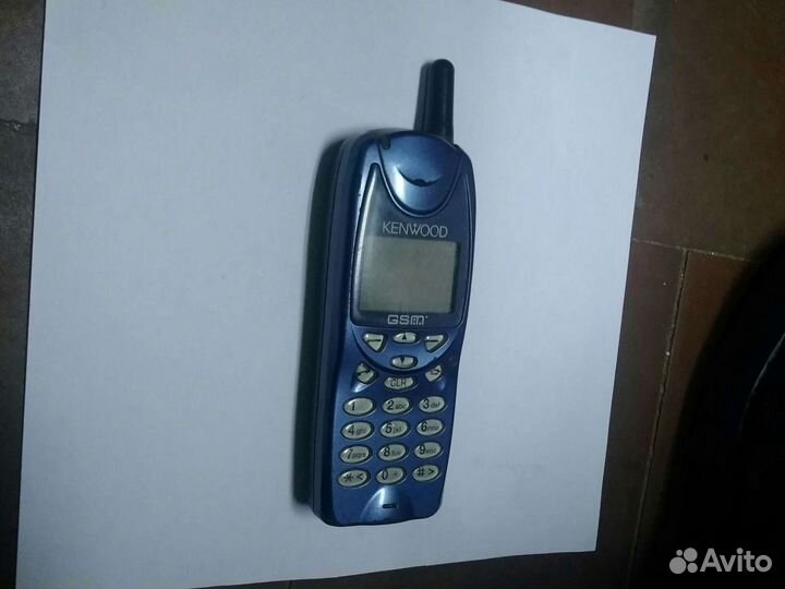 Телефон Kenwood em618