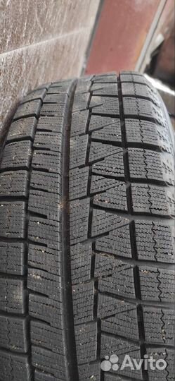 Bridgestone Blizzak Revo GZ 205/60 R16