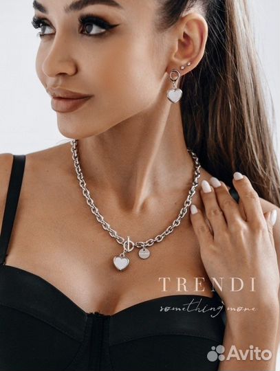 Колье с подвеской и серьги гвоздики бижутерия