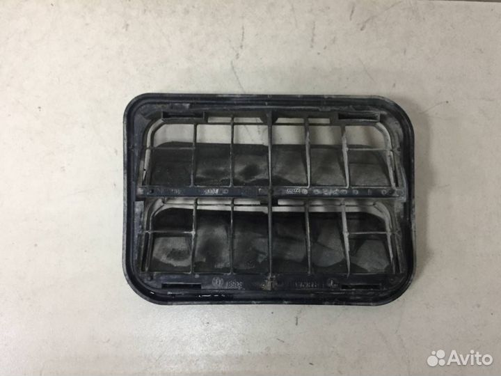 Решетка вентиляционная Infiniti EX/QX50 J50 2008-2