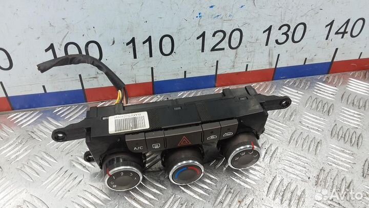 Блок управления климатической установкой Hyundai S