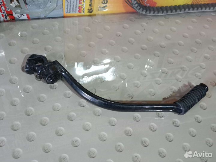 Ножка кикстартера на мотоцикл