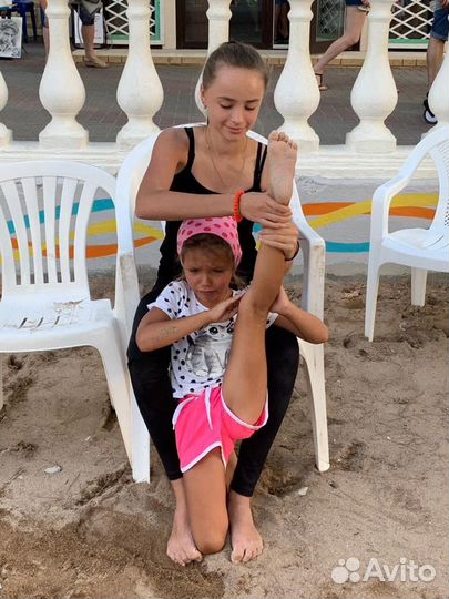 Тренер по художественной гимнастике