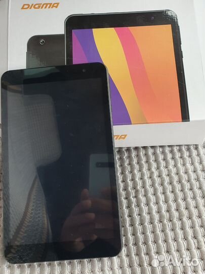Планшет новый Digma