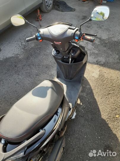 Скутер Jogger 125