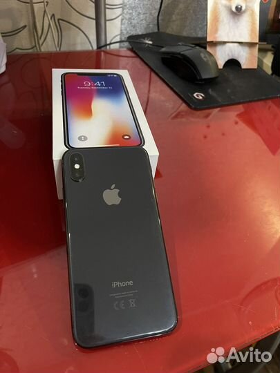 iPhone X, 64 ГБ