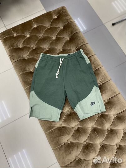 Шорты мужские зеленые