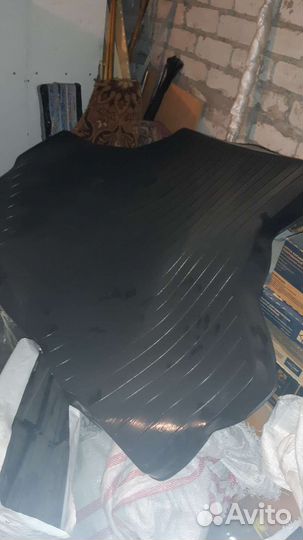 Резиновый коврик в багажник ваз 2115