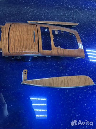 Консоль и вставки в дверные карты infiniti fx qx70