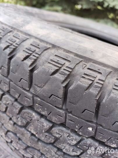 Bridgestone Dueler H/T D840 265/65 R17