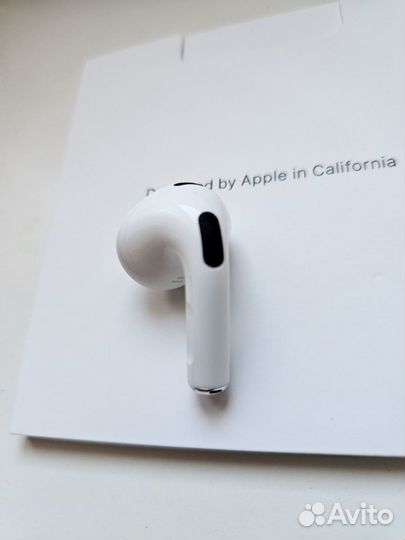 Apple Airpods 3 наушник левый