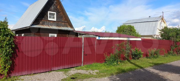 Дом 63,7 м² на участке 10,41 га