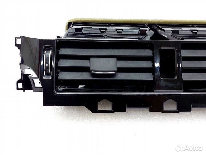 Б/У Дефлектор воздушный центральный Состояние