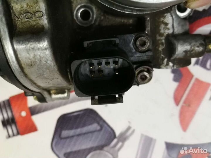 Заслонка дроссельная Vw Golf 4 06A133064J