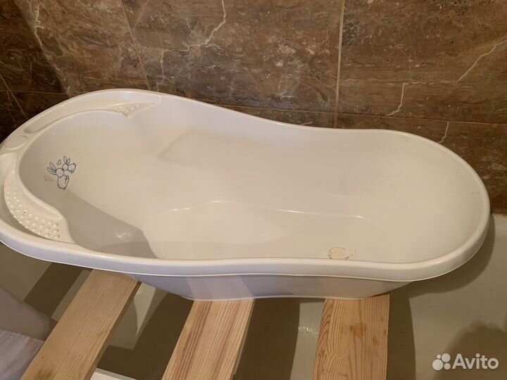 Ванночка для купания новорожденного