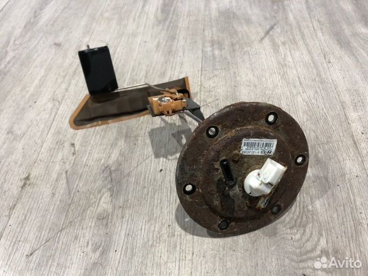 Датчик уровня топлива Hyundai Tucson JM G6BA 2004