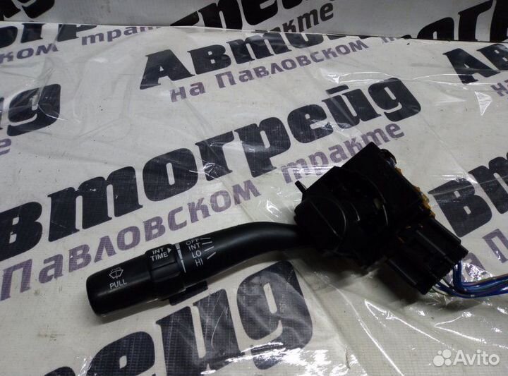 Подрулевой переключатель дворников Toyota Camry