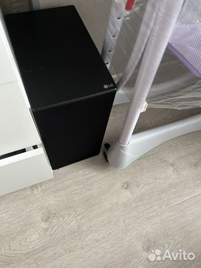 Саундбар lg