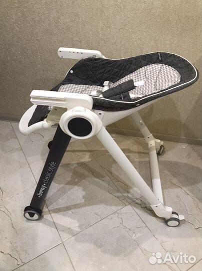 Стульчик для кормления happy baby