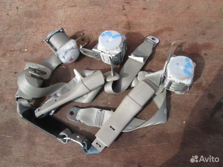 Ремень безопасности задний Toyota Camry ACV45