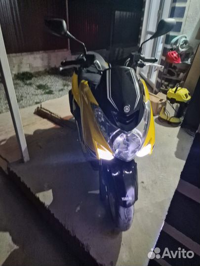 Скутер Yamaha Majesty S