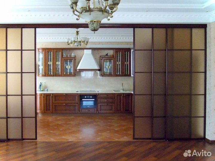 Стеклянная перегородка