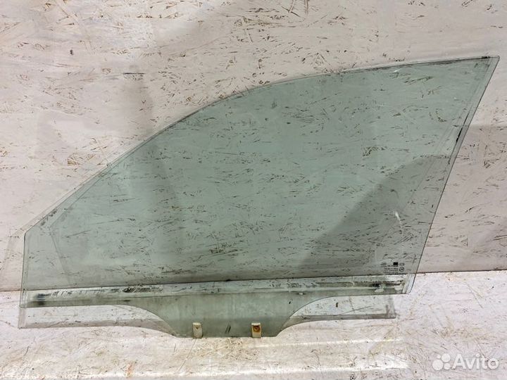 Стекло двери переднее правое Kia Spectra седан S6D