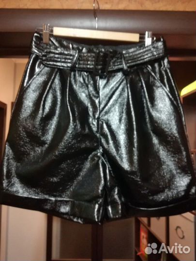 Шорты из экокожи