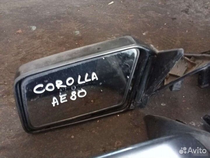 Зеркало Toyota Corolla E80