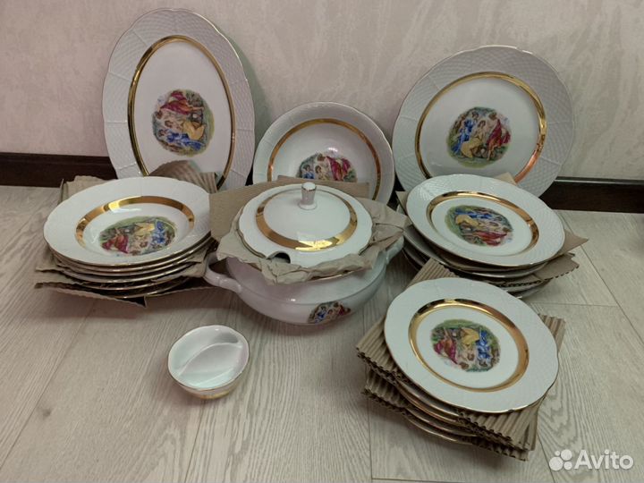 Сервиз столовый Мадонна