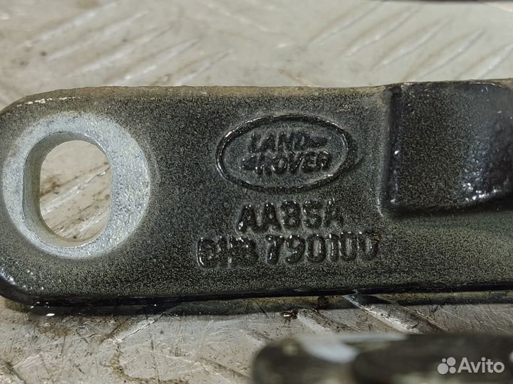 Петля багажника правая Land rover Range rover sport 2005-2012
