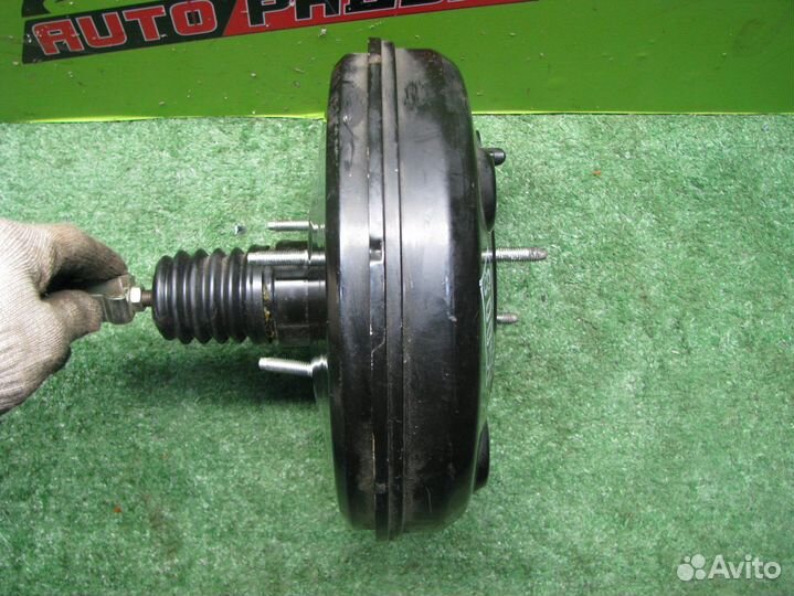 Вакуумный усилитель toyota ADE150,AZE154H, AZE156H