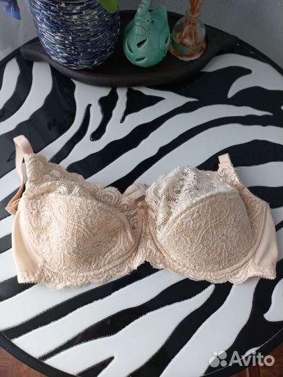 Бюстгальтер