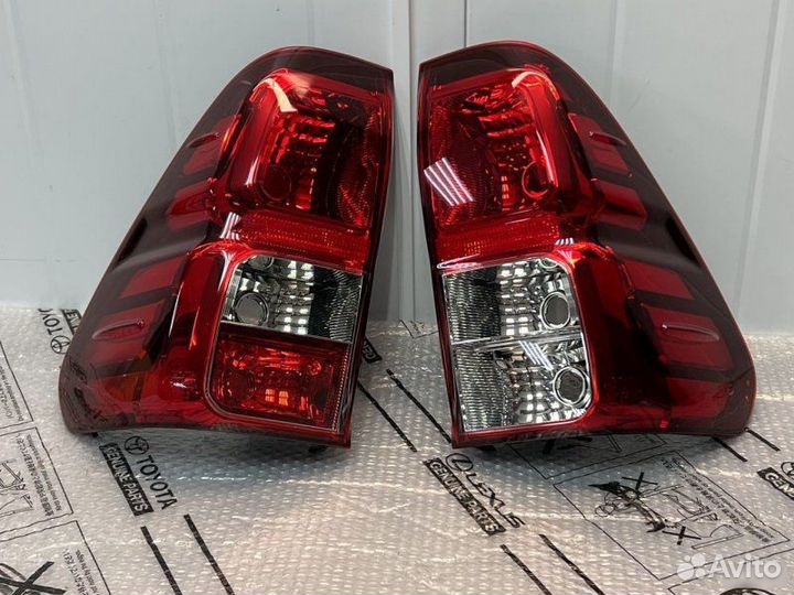 Фонари Toyota Hilux