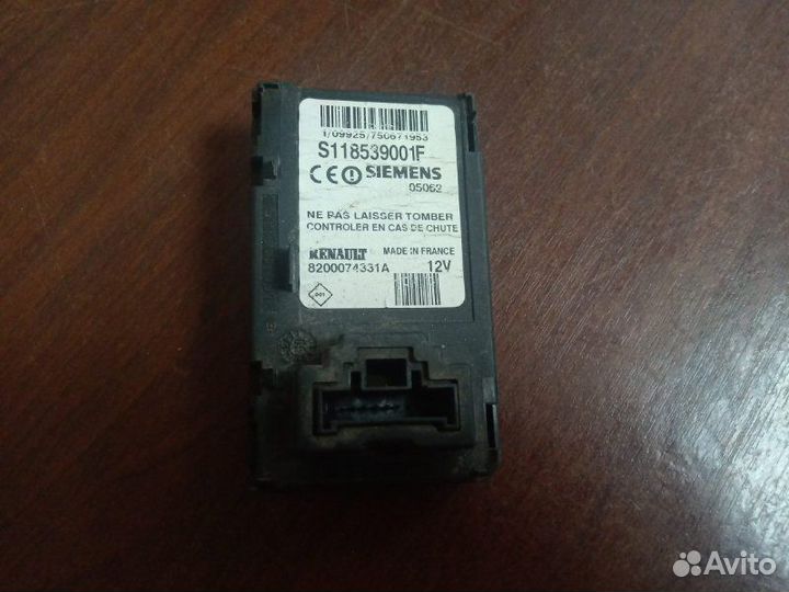 Замок зажигания Renault Megane 2