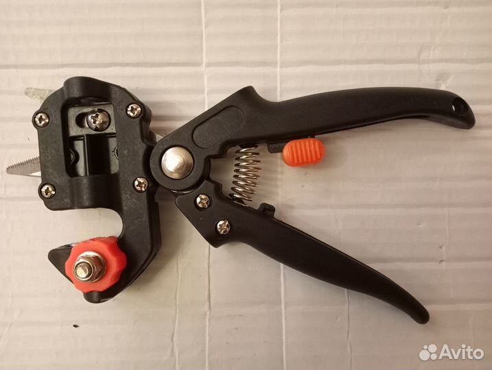 Прививочный усиленный секатор