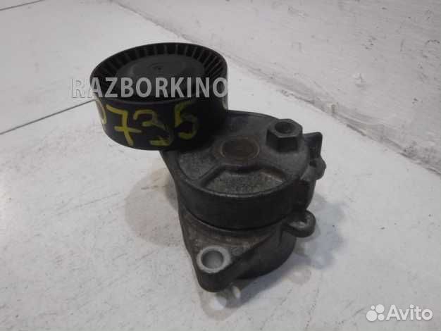 Ролик натяжителя ремня