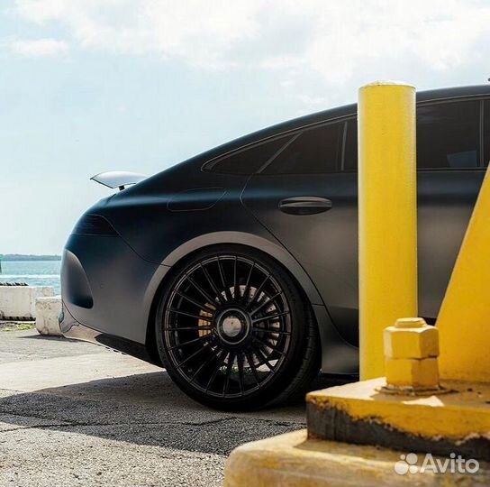 Кованные диски GT Forged R21 на Mercedes E63S AMG