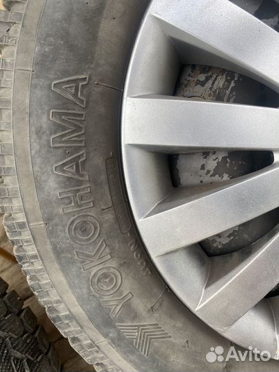 Yokohama IceGuard Stud IG65 19.5/65 R15