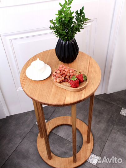 Стол журнальный из ясеня