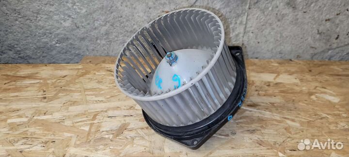 Моторчик отопителя Mitsubishi Lancer 9