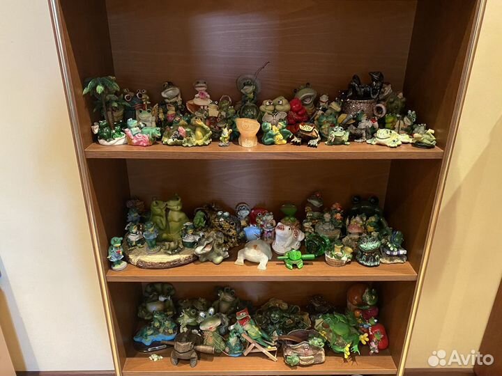 Статуэтка лягушка