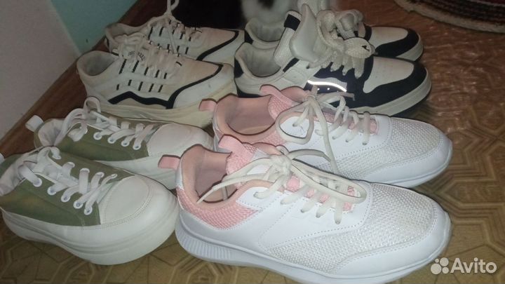 Кроссовки женские 36,37