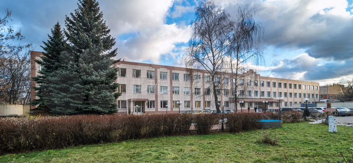 Сдам офис 116 м2 у м. Пражская