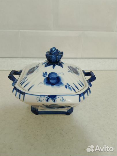 Сахарница гжель