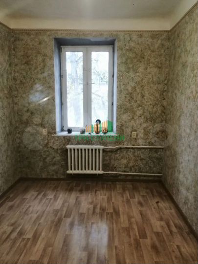 Комната 14 м² в 3-к., 2/2 эт.