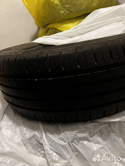 Kumho Radial 857 215/55 R17 W