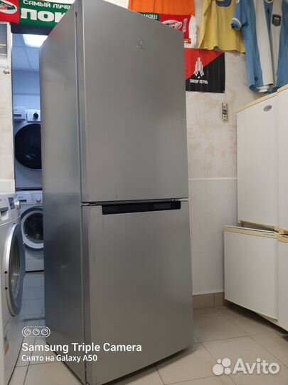 Холодильник Indesit 167sm