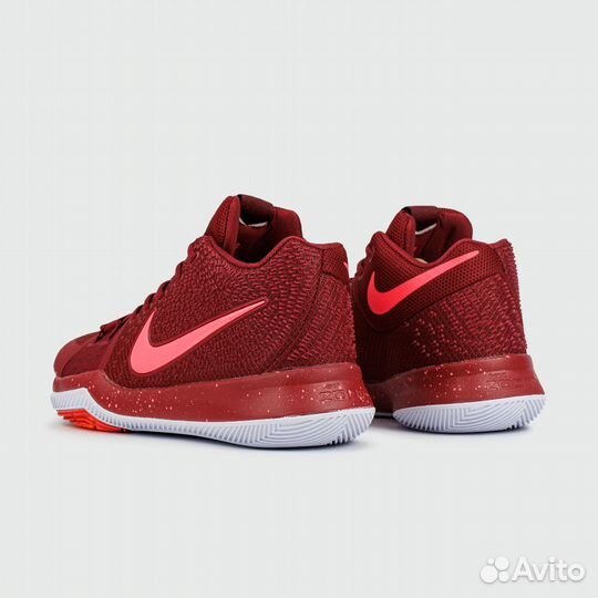 Nike Kyrie 3