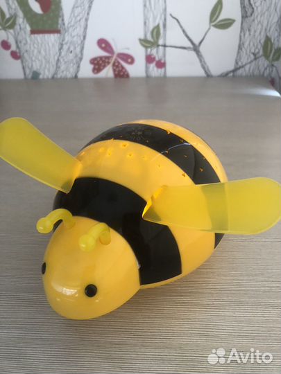 Пчела светильник